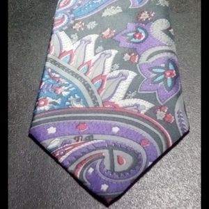ESSEX ROW Purple Paisley Tie